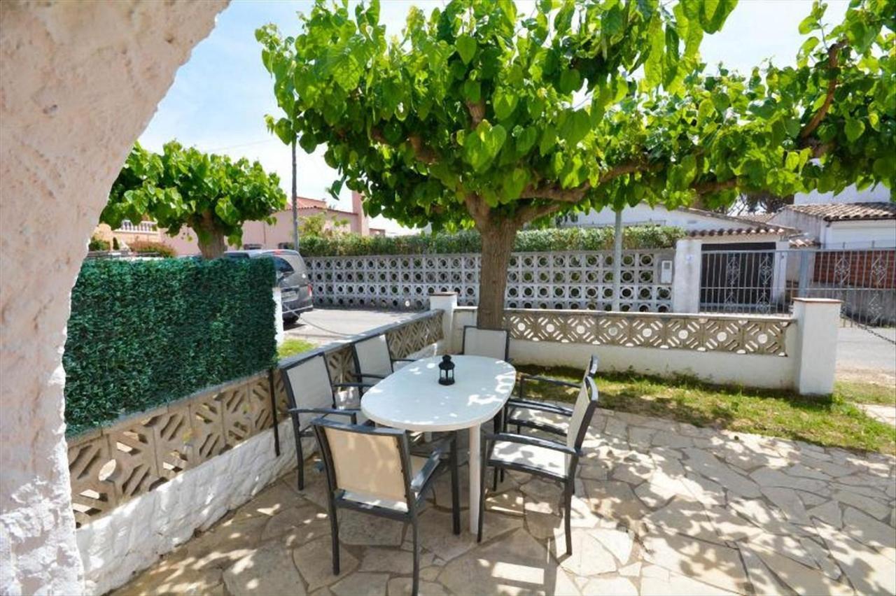 Villa Casas Montgri Ampuriabrava Exterior foto